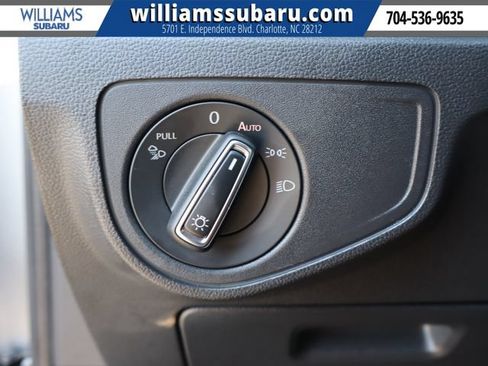 Used 2021 Volkswagen Atlas Cross Sport SEL Premium AWD/4WD image 21