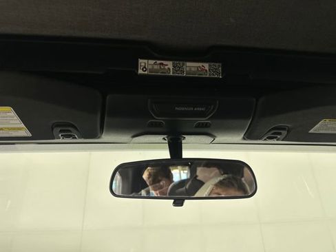 Used 2023 Jeep Wrangler Unlimited image 24