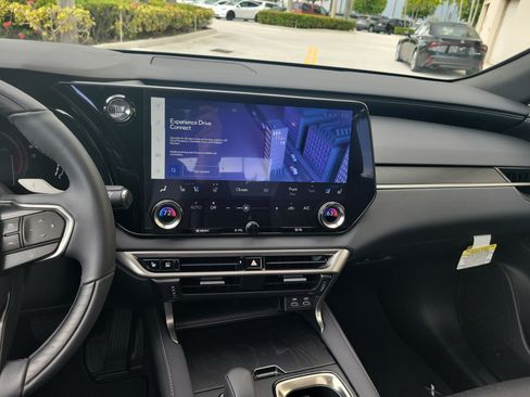 Used 2024 Lexus RX 350 Premium Plus w/ Convenience Package FWD image 19