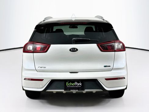 Used 2018 Kia Niro LX FWD image 7