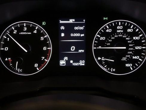 Certified 2025 Subaru Outback Premium image 15