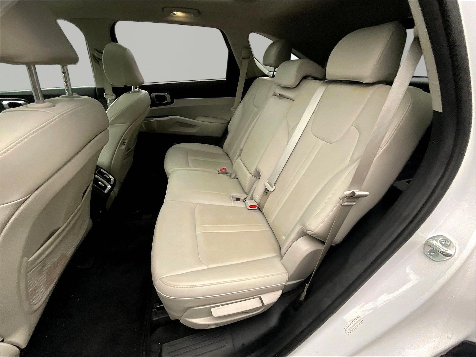 Used 2023 Kia Sorento S w/ Panoramic Sunroof Package FWD image 22