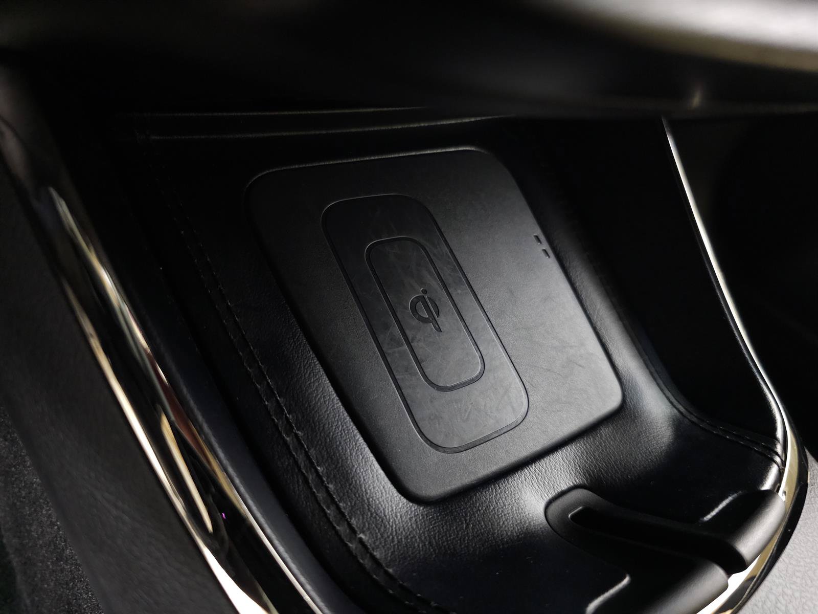 Used 2016 Toyota Avalon XLE Premium FWD image 25