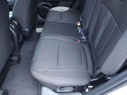 Certified 2025 Hyundai Tucson SEL AWD/4WD image 13