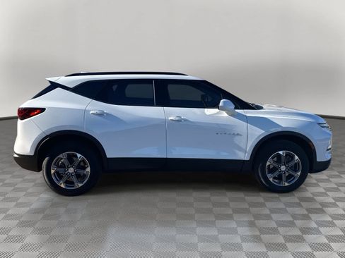 Used 2024 Chevrolet Blazer LT w/ Convenience Package image 8