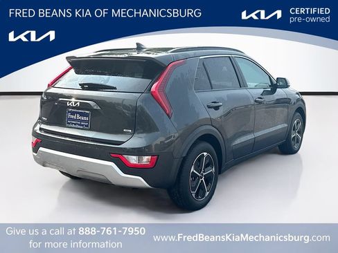 Certified 2025 Kia Niro EX FWD image 7