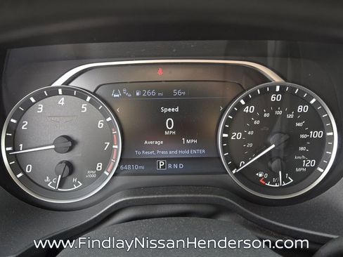 Used 2022 Nissan Titan SV image 30