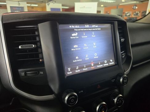 Used 2020 RAM 1500 Big Horn AWD/4WD image 29