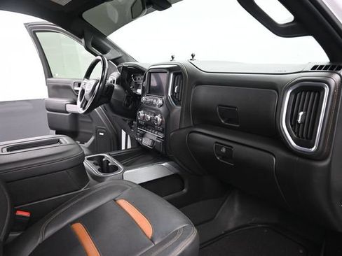 Used 2021 GMC Sierra 1500 AT4 w/ AT4 Preferred Package AWD/4WD image 27