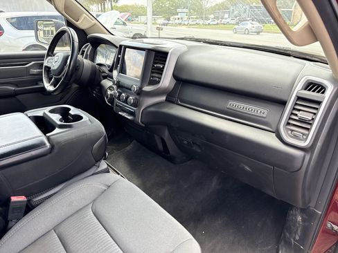 Used 2020 RAM 1500 Big Horn RWD image 18