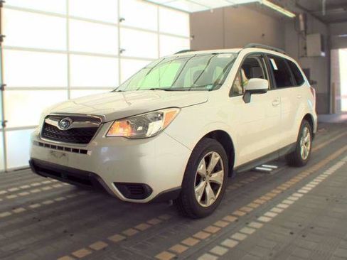 Used 2015 Subaru Forester 2.5i Premium AWD/4WD image 1