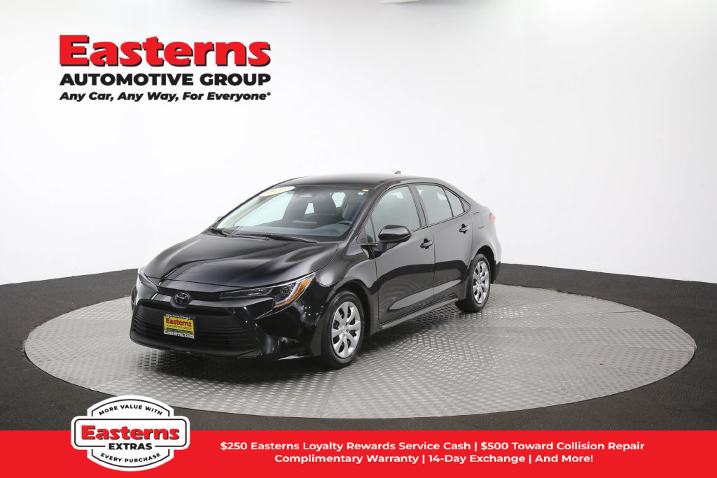 Used 2025 Toyota Corolla LE FWD image 54