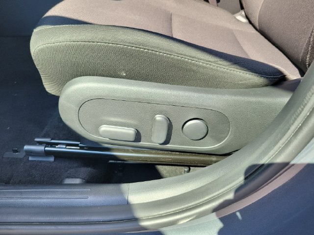 Used 2024 Hyundai Kona SEL AWD/4WD image 14