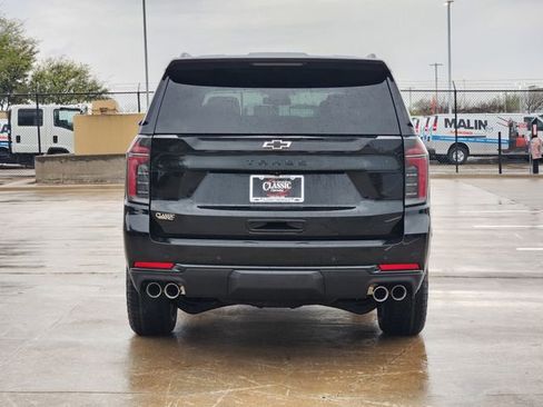 Used 2025 Chevrolet Tahoe Z71 AWD/4WD image 13