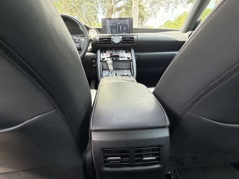 Used 2024 Lexus IS 350 F Sport RWD image 38