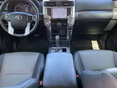 Used 2021 Toyota 4Runner SR5 Premium w/ Moonroof Package RWD image 11