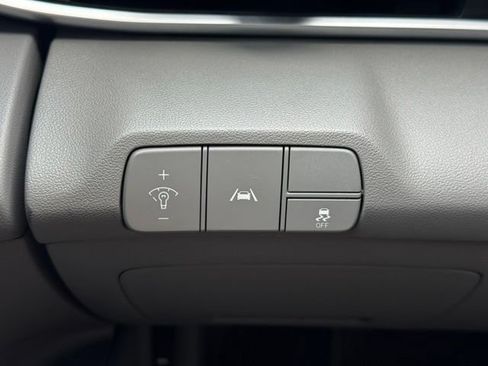 Used 2023 Hyundai Elantra SEL FWD image 31