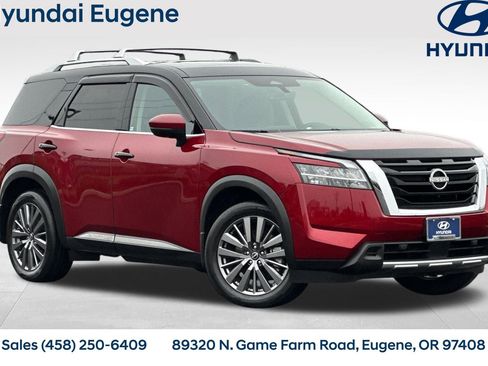 Used 2023 Nissan Pathfinder SL w/ SL Premium Package image 1