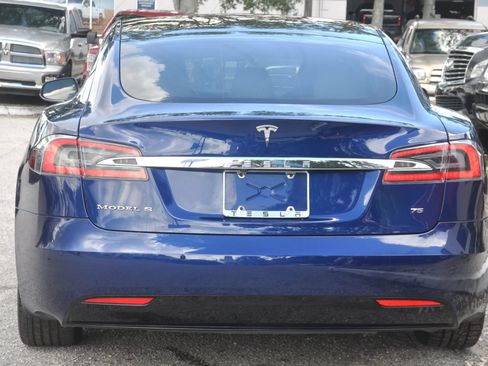 Used 2017 Tesla Model S 75 RWD image 12