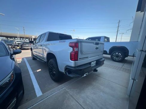 Used 2022 Chevrolet Silverado 1500 LT Trail Boss w/ LT Trail Boss Premium Package AWD/4WD image 4