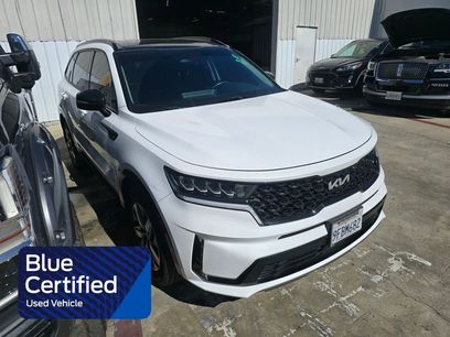 Used 2023 Kia Sorento S