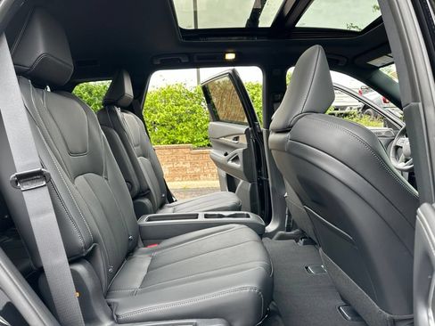 Used 2027 INFINITI QX60 Sport w/ Dark Cargo Package AWD/4WD image 16