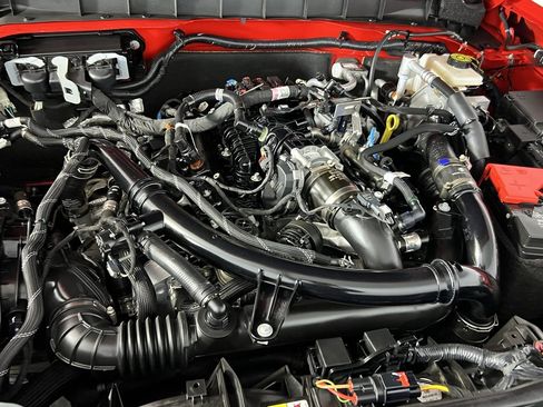 Used 2023 Ford Bronco Wildtrak image 33