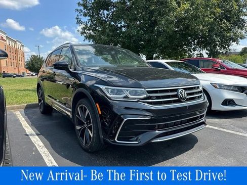 Used 2023 Volkswagen Tiguan SEL R-Line AWD/4WD image 1