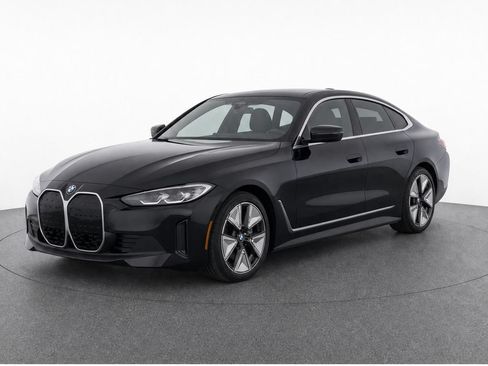 Used 2024 BMW i4 eDrive35 w/ Convenience Package RWD image 7