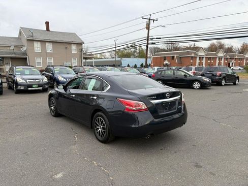Used 2013 Nissan Altima 2.5 S image 3