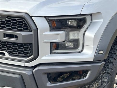 Used 2019 Ford F150 Raptor w/ Equipment Group 802A Luxury image 10