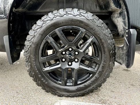 Used 2024 Chevrolet Silverado 1500 RST AWD/4WD image 28