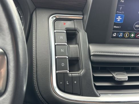 Used 2022 Chevrolet Tahoe LS image 22