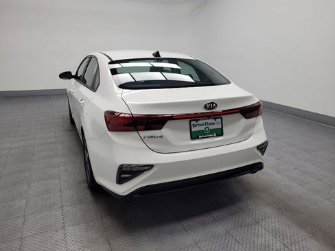Used 2021 Kia Forte LXS FWD image 6