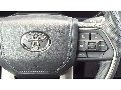 New 2026 Toyota Tundra Limited AWD/4WD image 30