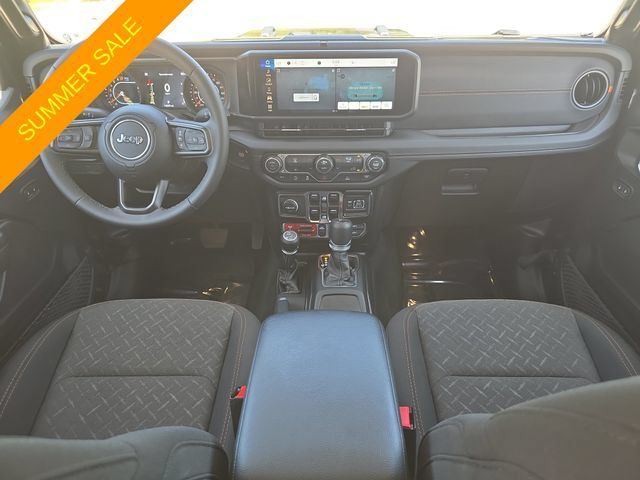 Used 2026 Jeep Gladiator Mojave AWD/4WD image 9