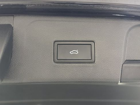 Used 2021 Volkswagen Atlas SEL R-Line AWD/4WD image 13
