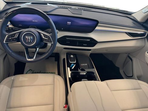 Used 2025 Buick Enclave Avenir w/ Super Cruise Package AWD/4WD image 12
