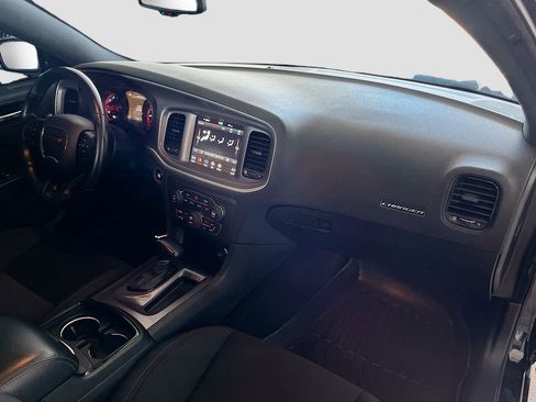 Used 2022 Dodge Charger R/T w/ Blacktop Package RWD image 30