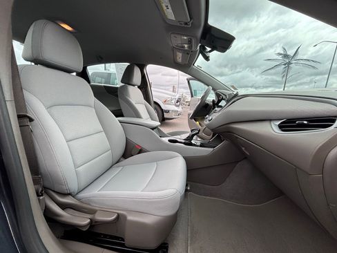 Used 2022 Chevrolet Malibu LS w/ Driver Confidence Package II FWD image 21