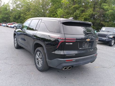 Used 2024 Chevrolet Traverse LS w/ LPO, Floor Liner Package FWD image 3
