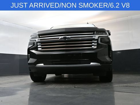 Used 2023 Chevrolet Tahoe High Country AWD/4WD image 19