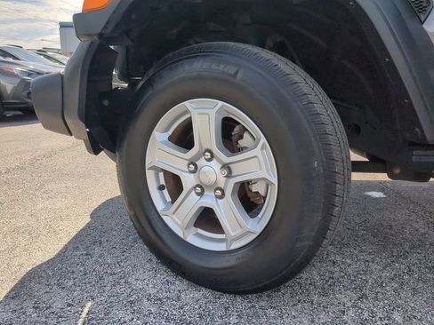 Used 2020 Jeep Wrangler Unlimited Sport S AWD/4WD image 32