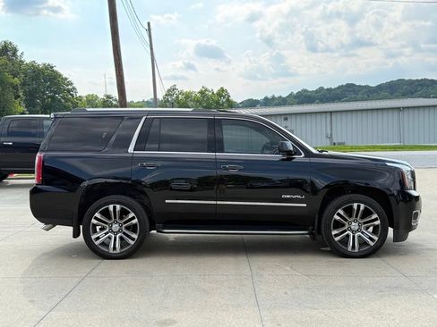 Used 2017 GMC Yukon Denali w/ Open Road Package AWD/4WD image 22