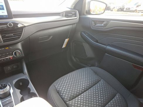 New 2026 Ford Escape Active w/ Cold Weather Package AWD/4WD image 18
