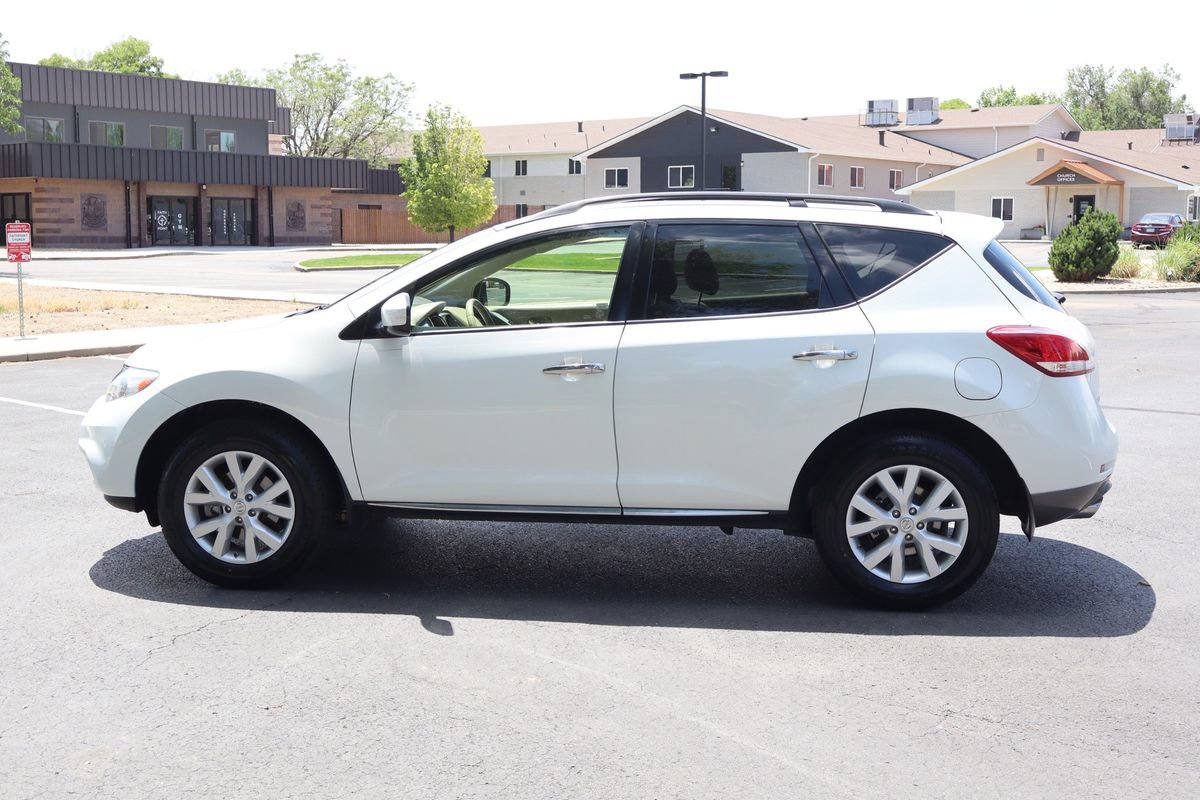 Used 2012 Nissan Murano SV AWD/4WD image 9