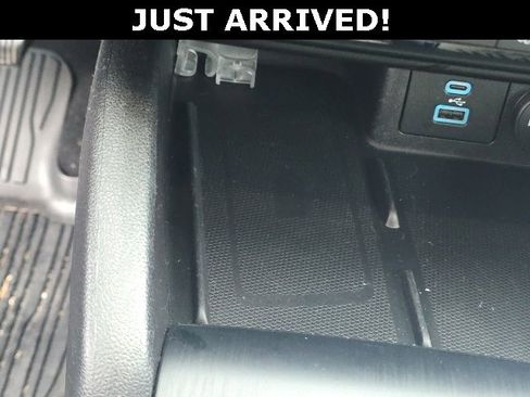 Used 2022 Ford Escape Titanium w/ Titanium Elite Package image 21