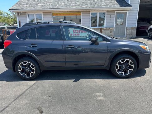 Used 2016 Subaru Crosstrek 2.0i Limited image 7