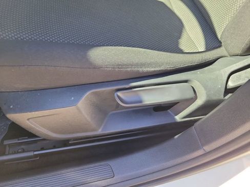 Used 2021 Volkswagen Jetta SE image 11