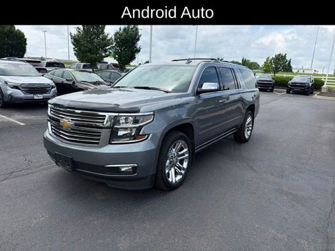 Used 2020 Chevrolet Suburban Premier w/ Premier Plus Edition AWD/4WD image 9
